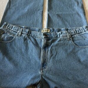 L.L. Bean Comfort Waist Jeans Men’s 44x32 Blue Denim Relaxed Fit
